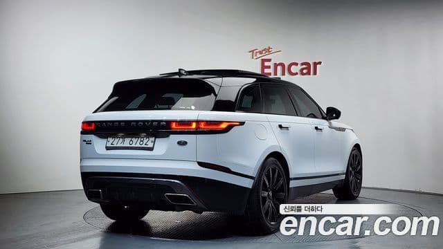 Land Rover Range Rover Velar 2