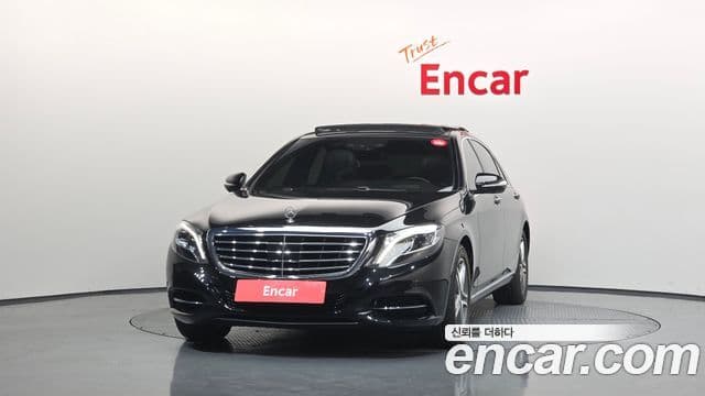 Mercedes-Benz S-Class W222 3