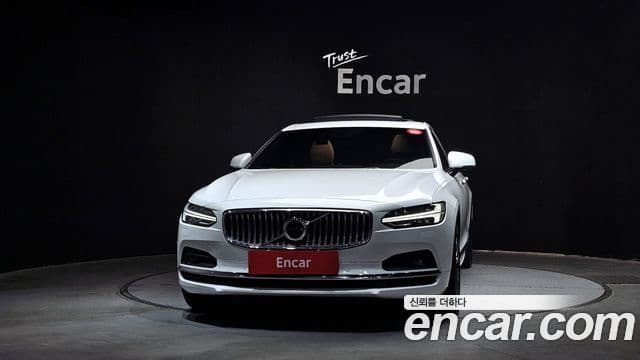 Volvo S90 3