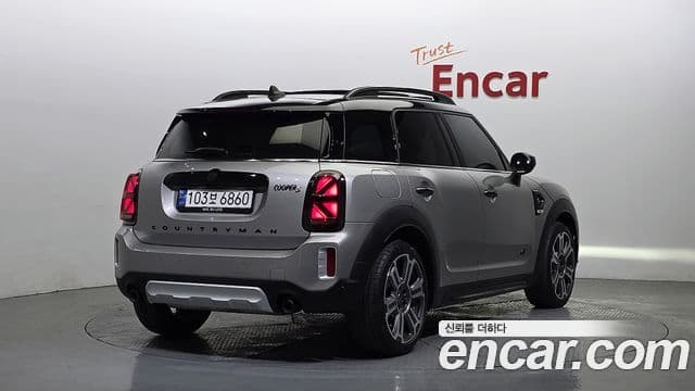 MINI Cooper S Countryman 2