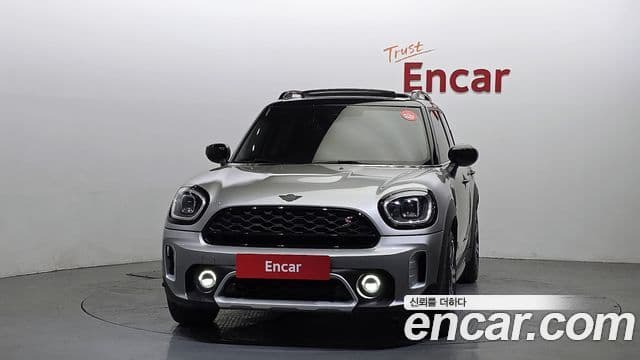 MINI Cooper S Countryman 3