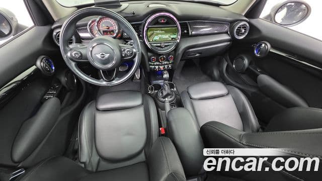 MINI Cooper S 4