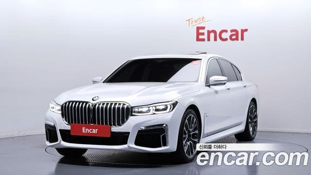 BMW 7 Series (G11) 1