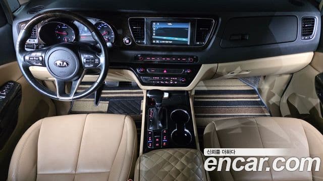 Kia The New Carnival 4