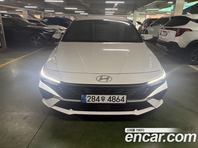 Hyundai The New Avante Hybrid (CN7) 1