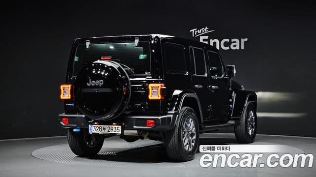 Jeep Wrangler (JL) 2