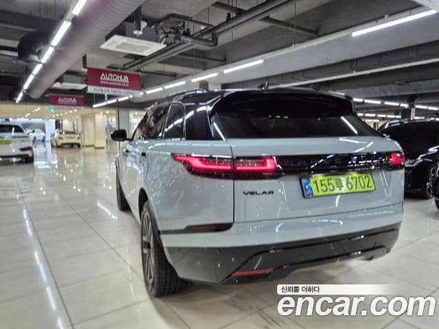 Land Rover Range Rover Velar 3