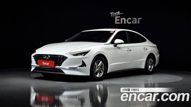 Hyundai Sonata (DN8) 1