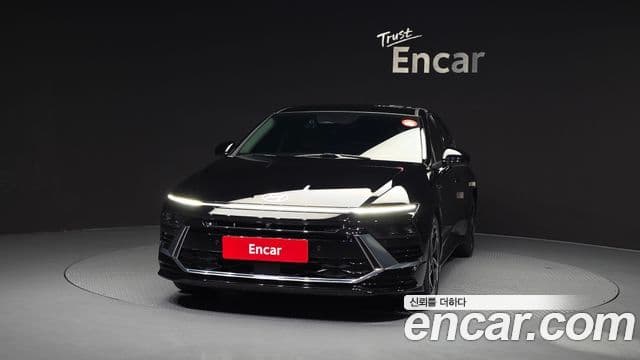 Hyundai Sonata The Edge Hybrid (DN8) 3