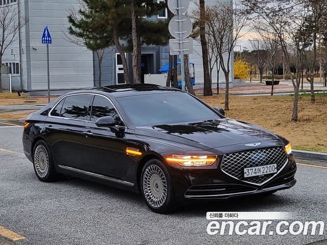 Genesis G90 — 1
