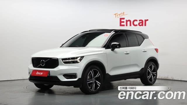 Volvo XC40 1