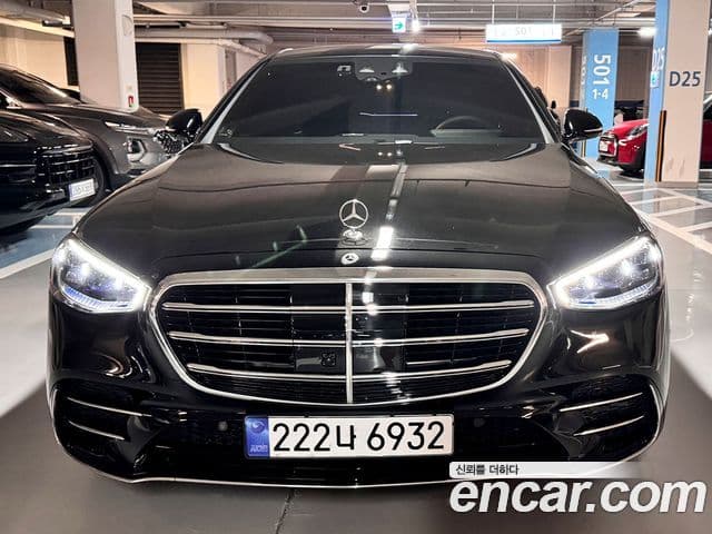 Mercedes-Benz S-Class W223 1