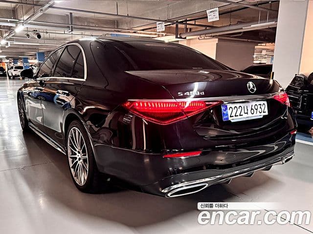 Mercedes-Benz S-Class W223 4