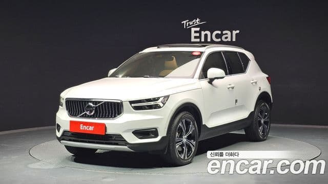 Volvo XC40 1