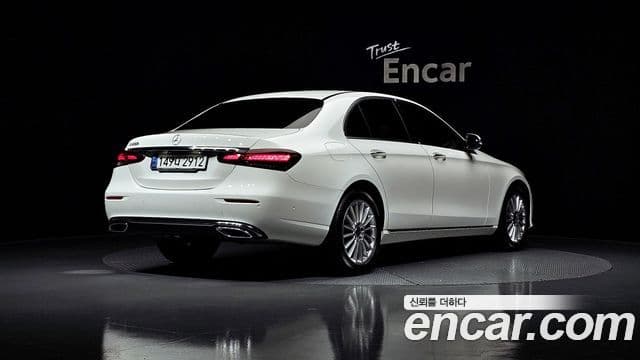 Mercedes-Benz E-Class W213 2