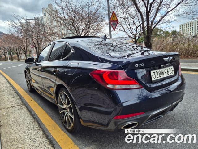 Genesis G70 3