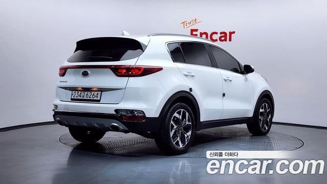 Kia Sportage The Bold 2