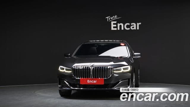 BMW 7 Series (G11) 2