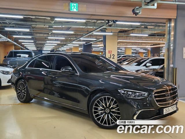 Mercedes-Benz S-Class W223