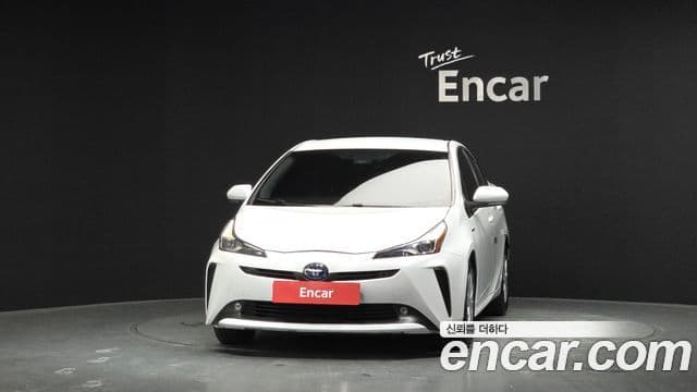 Toyota Prius 4th Gen 3