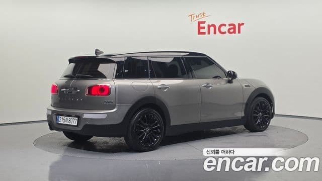MINI Cooper Clubman 2