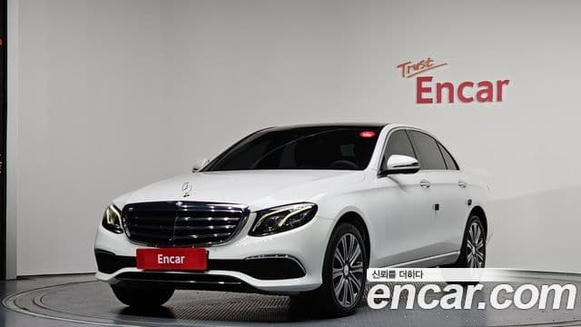 Mercedes-Benz E-Class W213 1