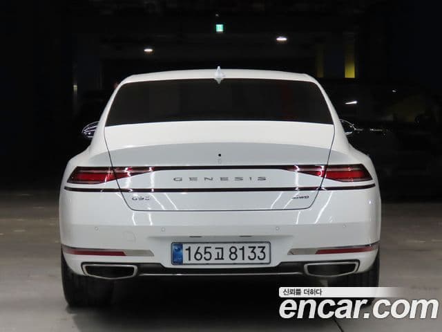 Genesis G90 (RS4) 4