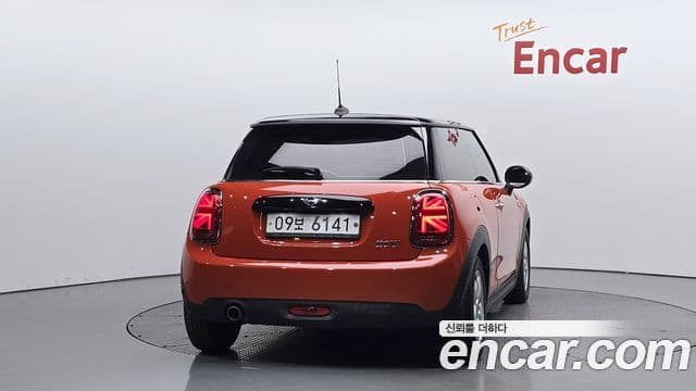 MINI Cooper 4