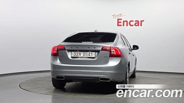 Volvo S60 4