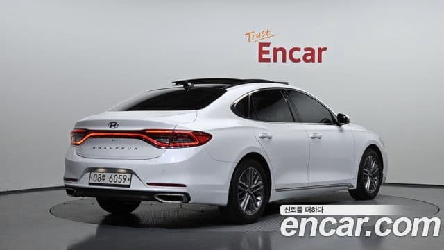 Hyundai Grandeur IG 2