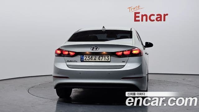 Hyundai Avante AD 4