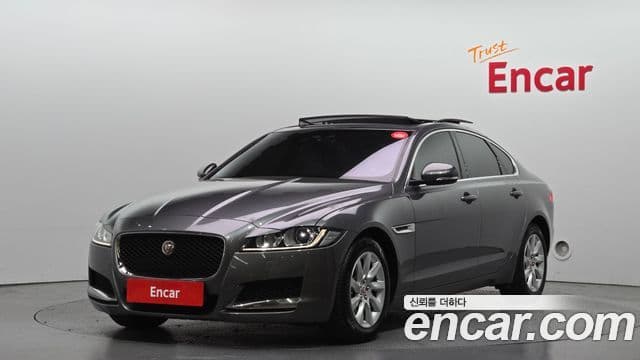 Jaguar XF (X260)