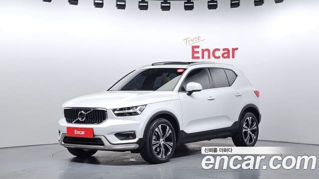 Volvo XC40 1
