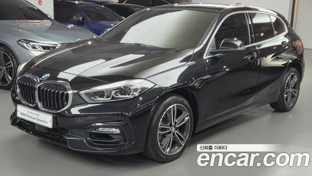 BMW 1 Series (F40)