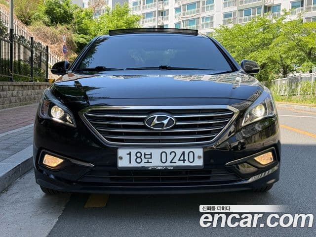 Hyundai LF Sonata