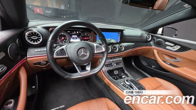 Mercedes-Benz E-Class W213 4