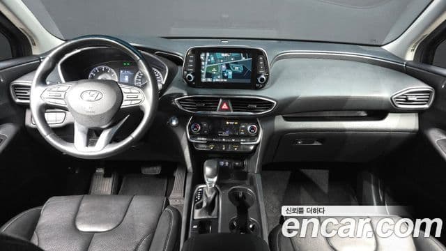 Hyundai Santa Fe TM 4