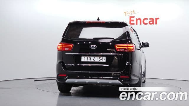 Kia The New Carnival 4