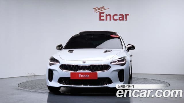 Kia Stinger 2