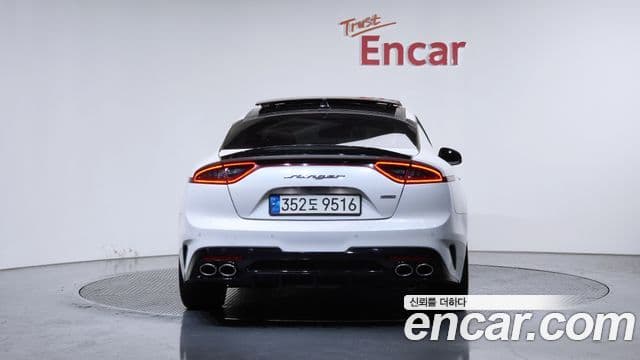 Kia Stinger 3