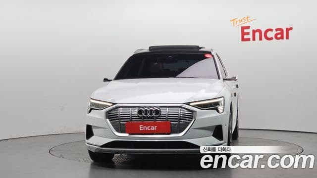 Audi e-tron 3
