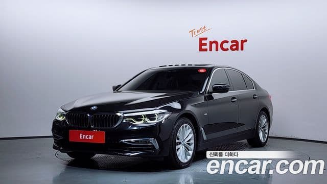 BMW 5 Series (G30)