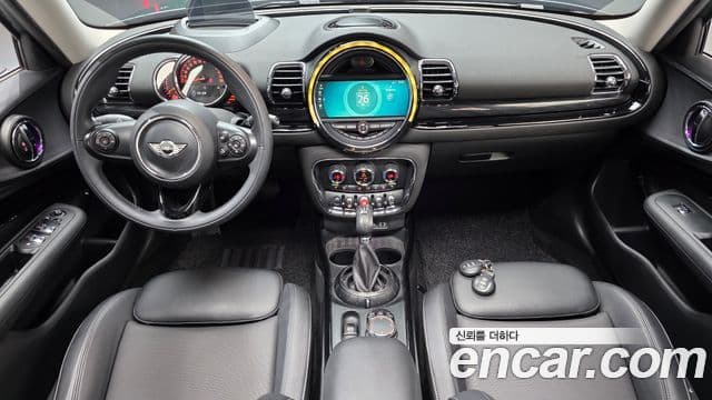 MINI Cooper D Clubman 4