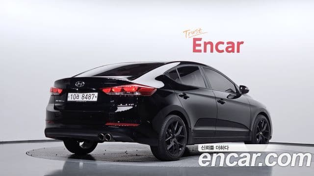 Hyundai Avante AD 2