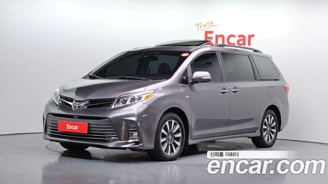 Toyota Sienna — 1