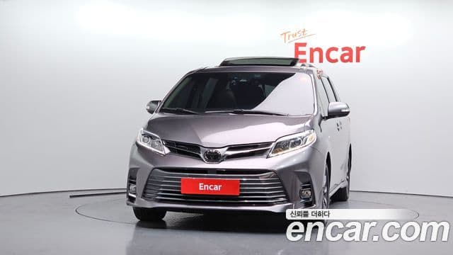 Toyota Sienna 2