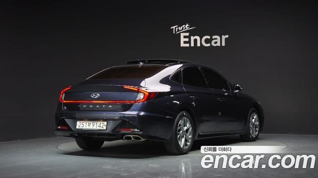 Hyundai Sonata (DN8) 2