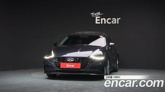 Hyundai Sonata (DN8) 3