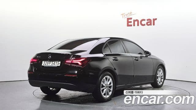 Mercedes-Benz A-Class W177 2