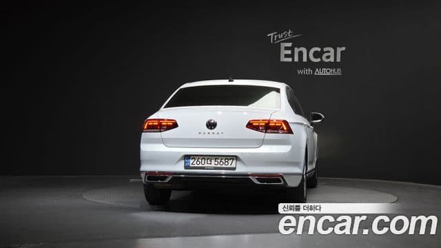 Volkswagen Passat GT (B8) 4